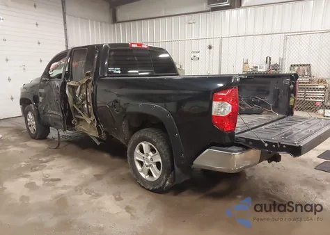 2015 Toyota Tundra Sr 5.7L V8 z USA, uszkodzony, nr VIN 5TFUY5F10FX453509